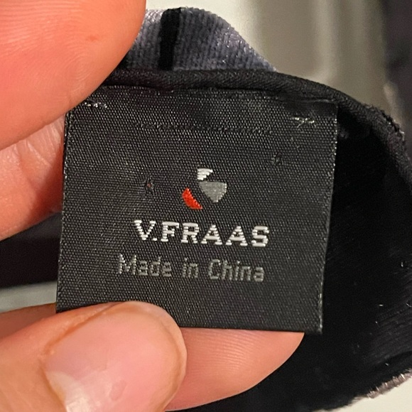 V. FRAAS Black & Gray 90s Geometric Velvet-Trim Scarf - Picture 3 of 4